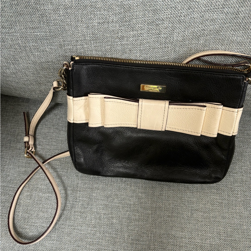 Kate Spade New York Irini Alice Court Small Crossbody Bag